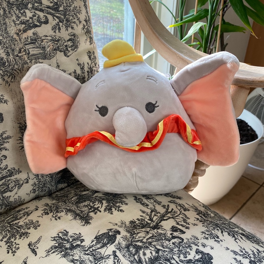 Squishmallow x Disney Dumbo